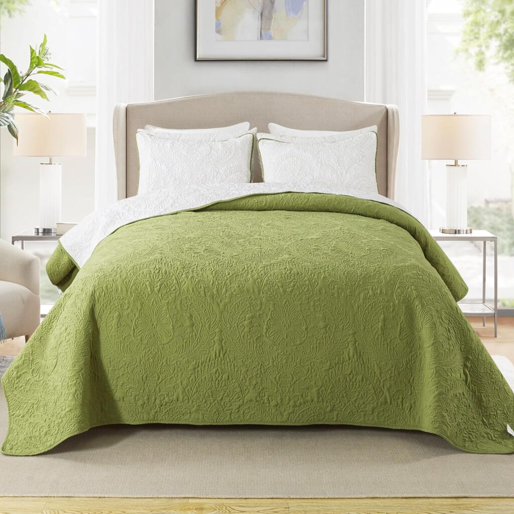 Green matelasse bedspread chartreuse
